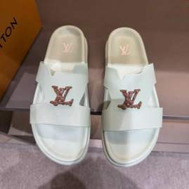 Picture of Louis Vuitton Slippers _SKULVsz38-45mnq0235670